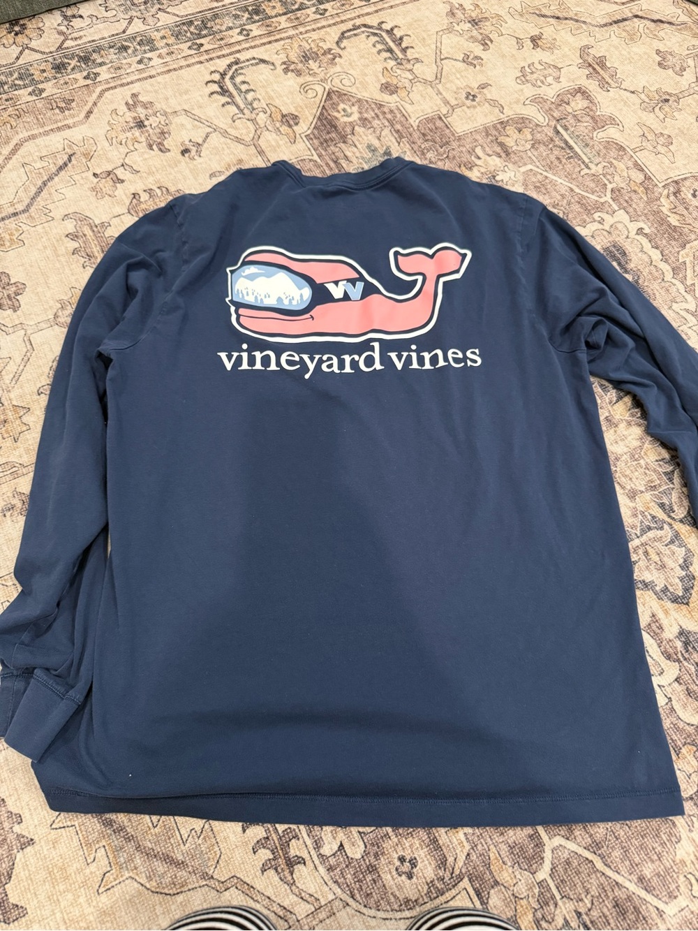 Vineyard Vines ski goggle long sleeve-medium